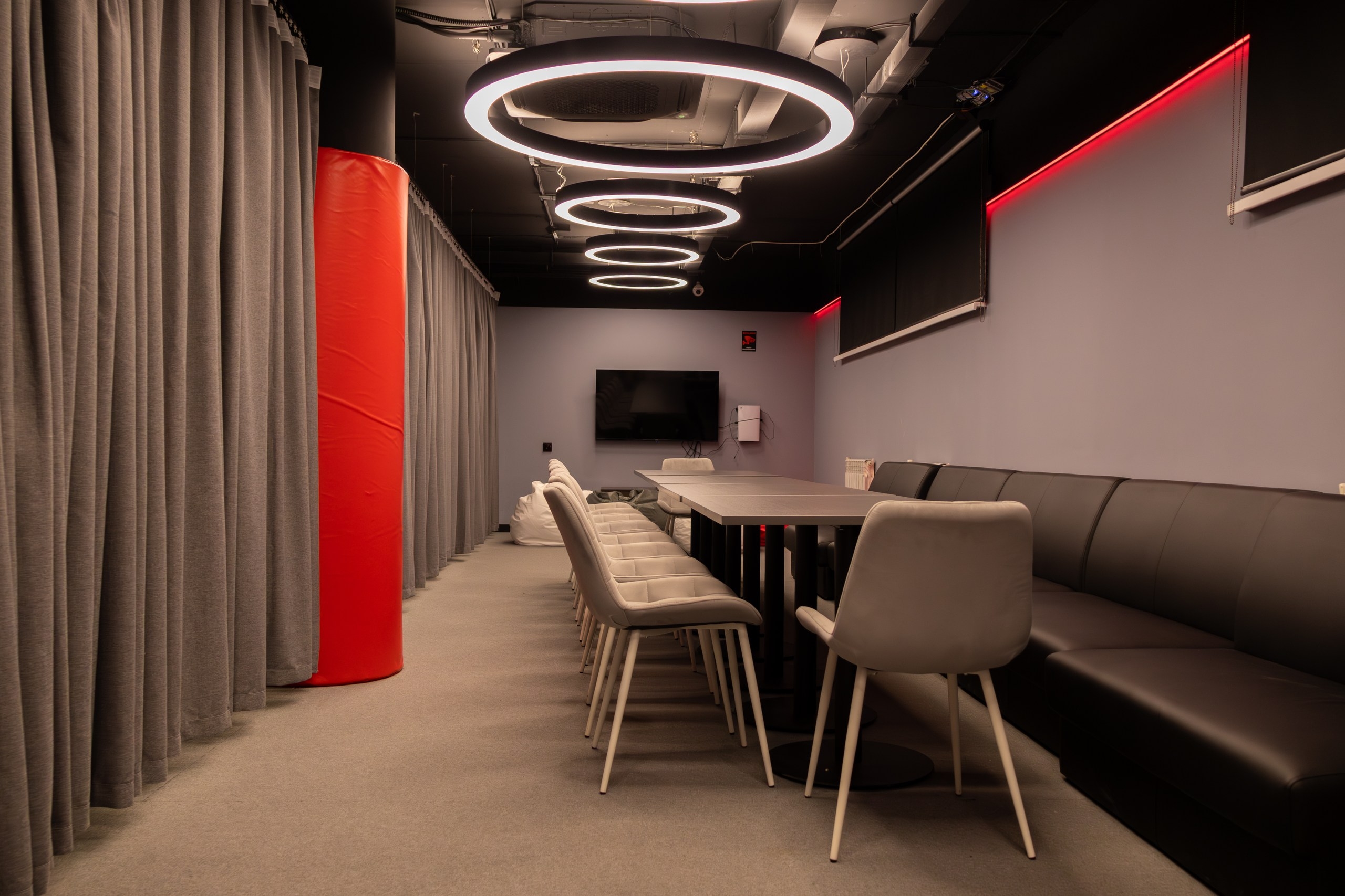 Lounge-комната
